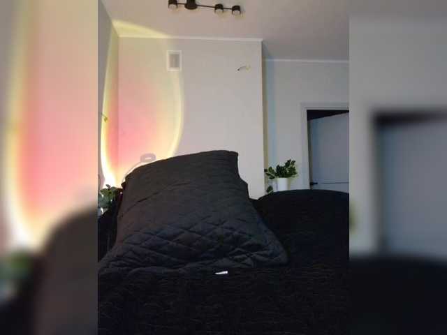 a-squirter live sex show