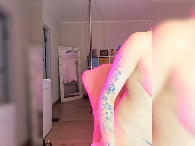 a-squirter live cam on BongaCams