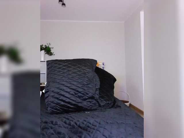 a-squirter's BongaCams show and profile