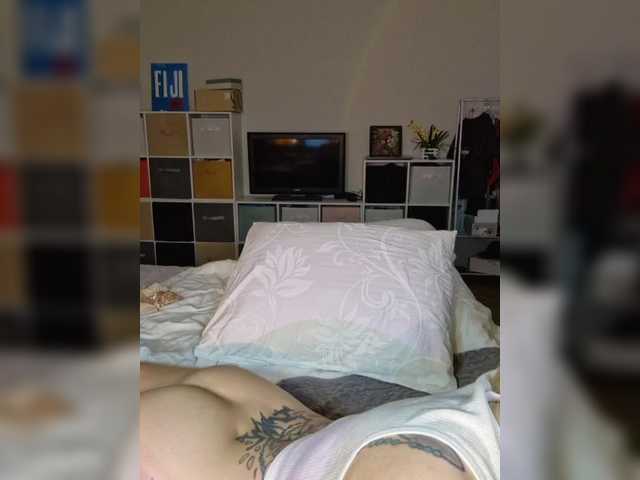 a-squirter live cam on BongaCams