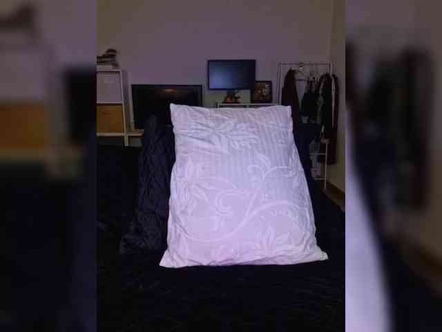 a-squirter Live Webcam on BongaCams