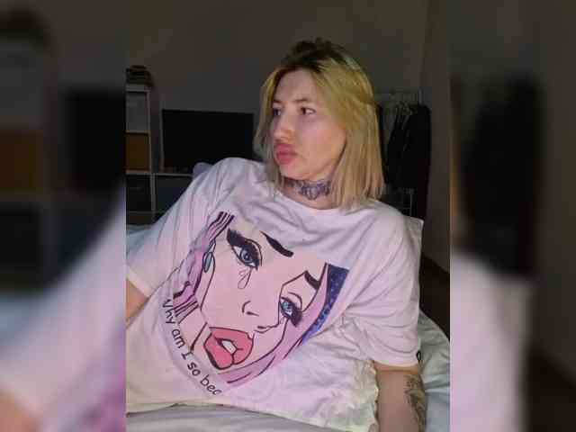Model: femmfatale