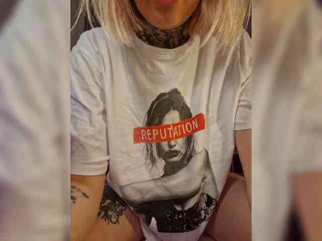 Model: femmfatale