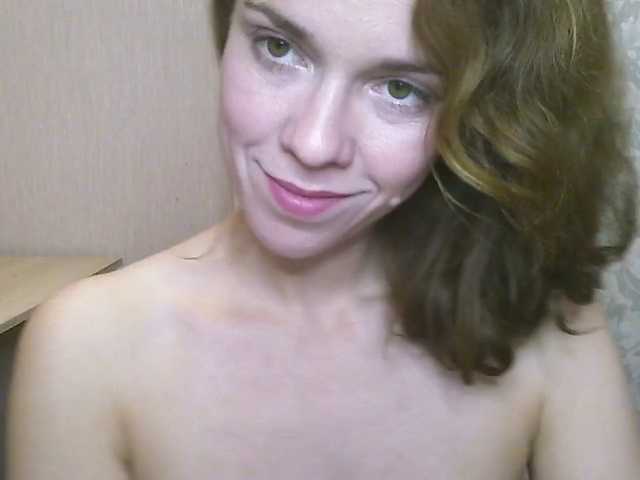 AnnastaStasy live cam on BongaCams