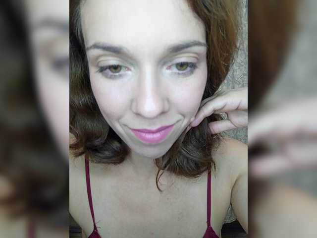AnnastaStasy live cam on BongaCams