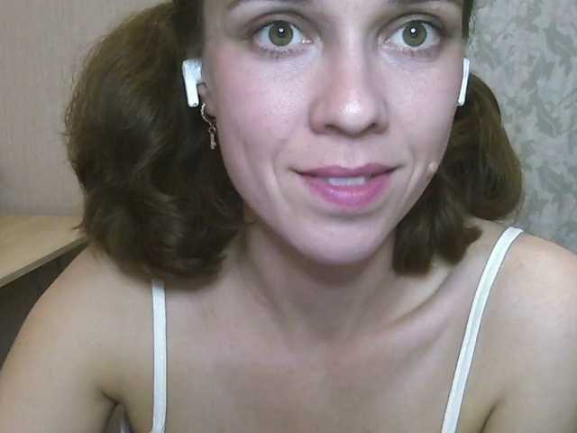 AnnastaStasy live cam on BongaCams
