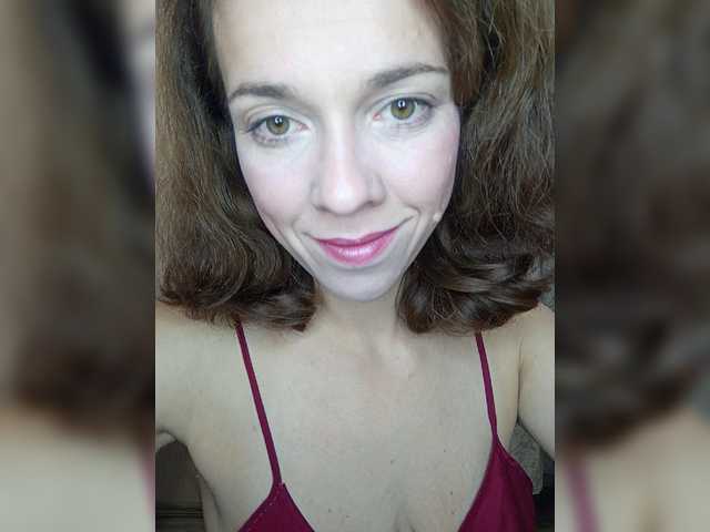 AnnastaStasy live cam on BongaCams