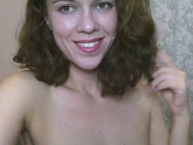 AnnastaStasy live cam on BongaCams
