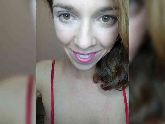 AnnastaStasy Live Webcam on BongaCams