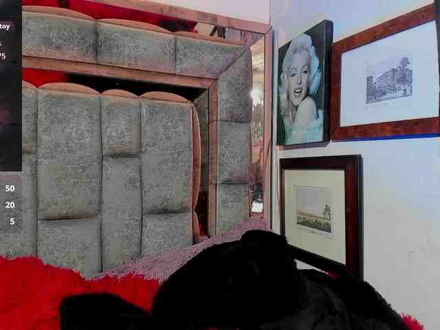Chantallthx webcam