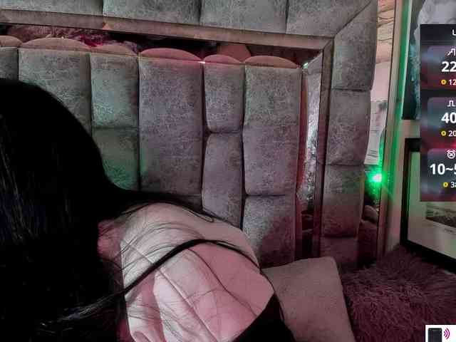 Chantallthx webcam