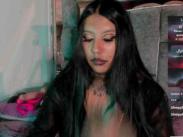 Chantallthx webcam