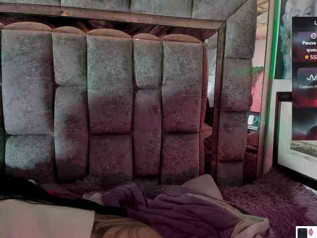 Chantallthx webcam
