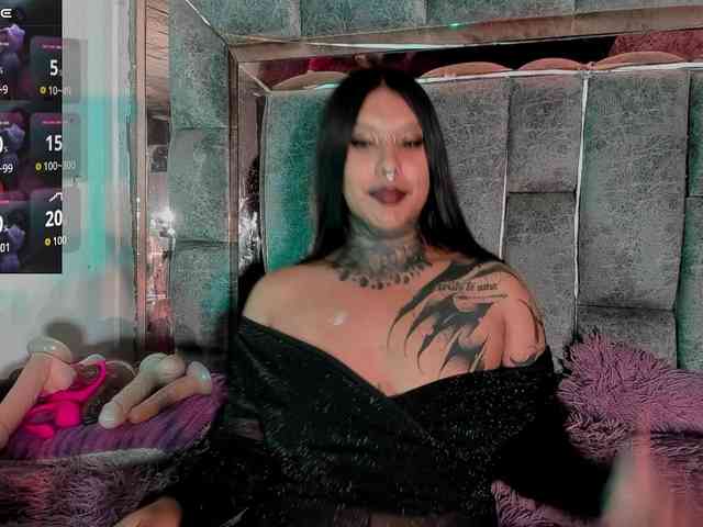 Chantallthx webcam
