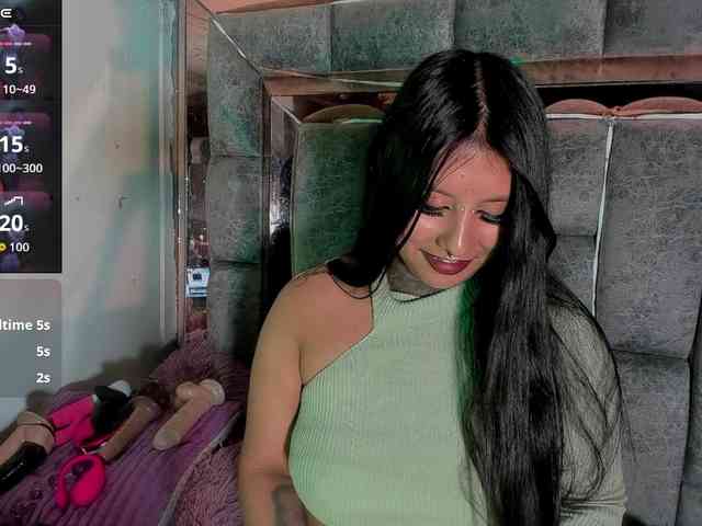 Chantallthx webcam