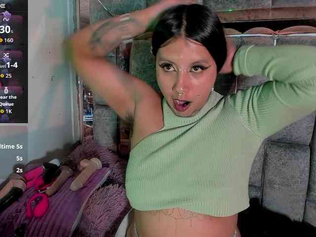 Chantallthx webcam