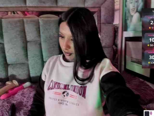 Chantallthx webcam
