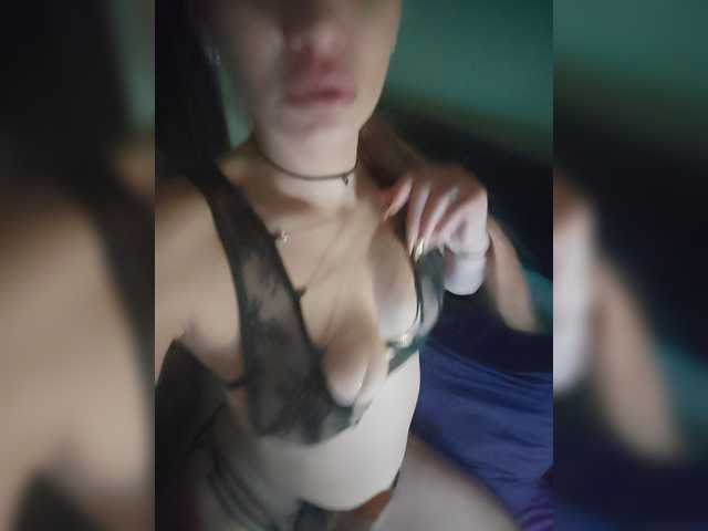 Karolina--X live cam on BongaCams