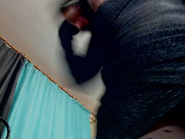 Monkey104 live cam on BongaCams