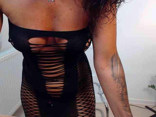 LovelyBrownie webcam
