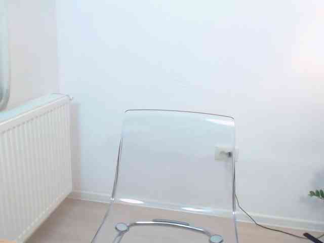 LovelyBrownie webcam