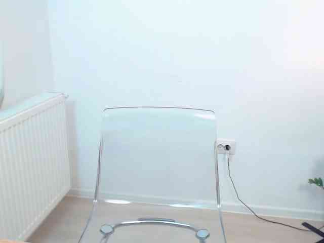 LovelyBrownie webcam