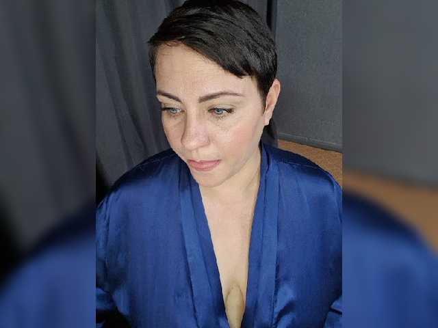 --ALEKSA- live cam on BongaCams
