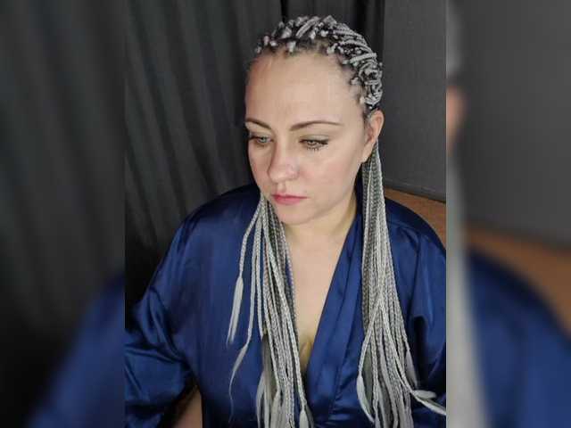 _LEKSA — live female cam