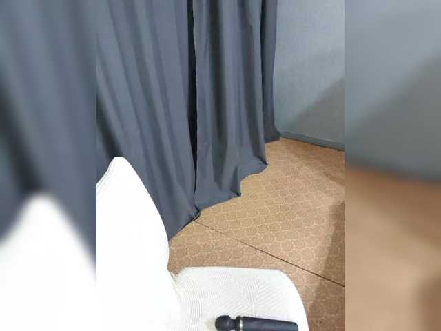 --ALEKSA- live cam on BongaCams