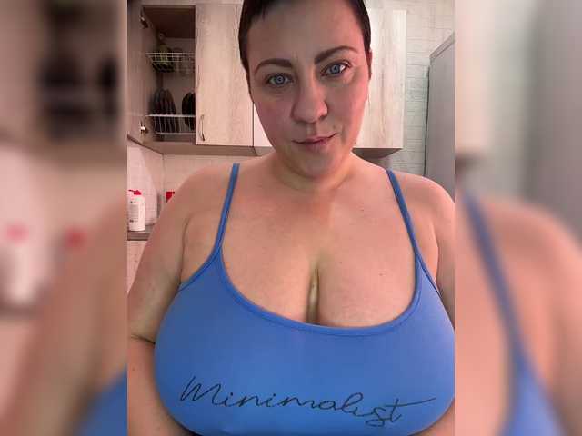 --ALEKSA-'s BongaCams show and profile