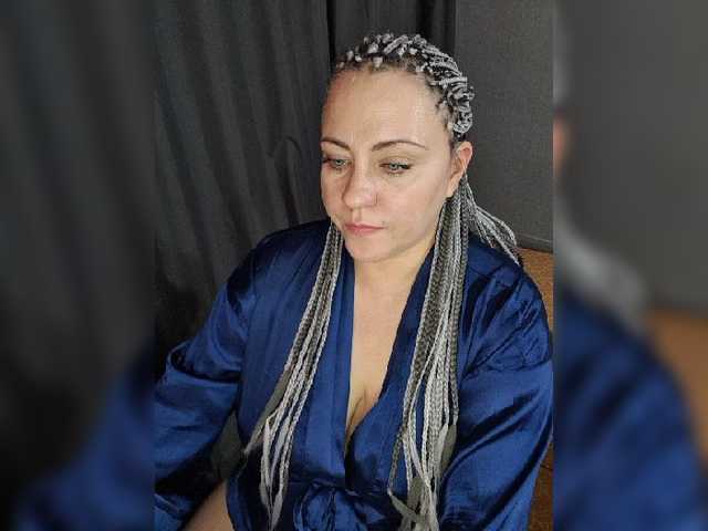 _LEKSA — live female cam