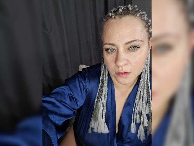 --ALEKSA- live cam on BongaCams