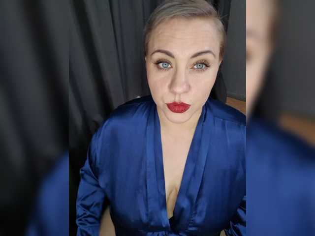 --ALEKSA- live cam on BongaCams