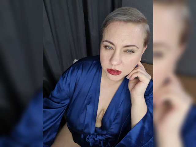--ALEKSA- live cam on BongaCams
