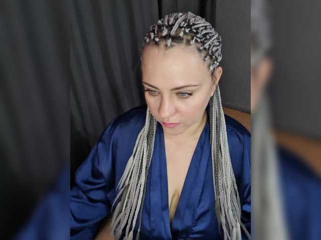 _LEKSA — live female cam