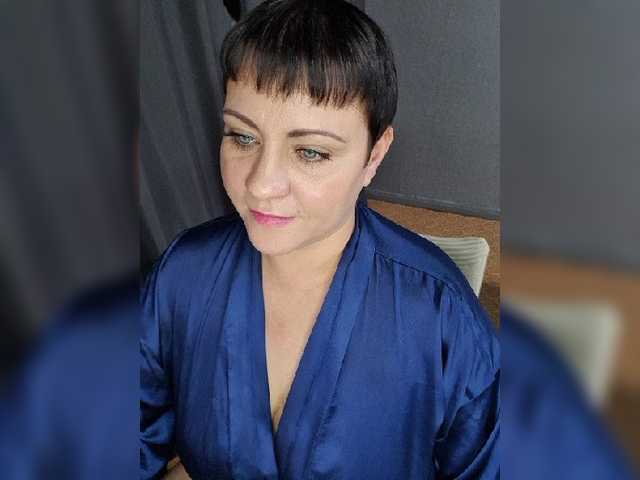 --ALEKSA- live cam on BongaCams