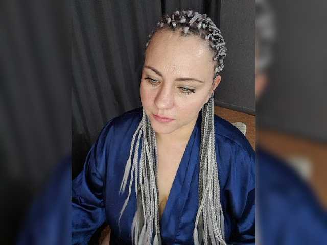 _LEKSA — live female cam