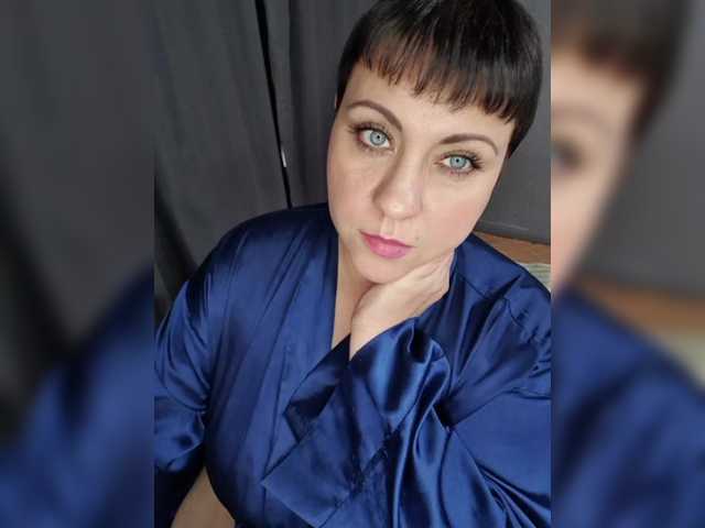 --ALEKSA- live cam on BongaCams