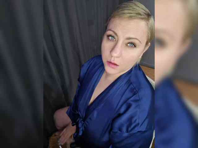 --ALEKSA- Live Webcam on BongaCams