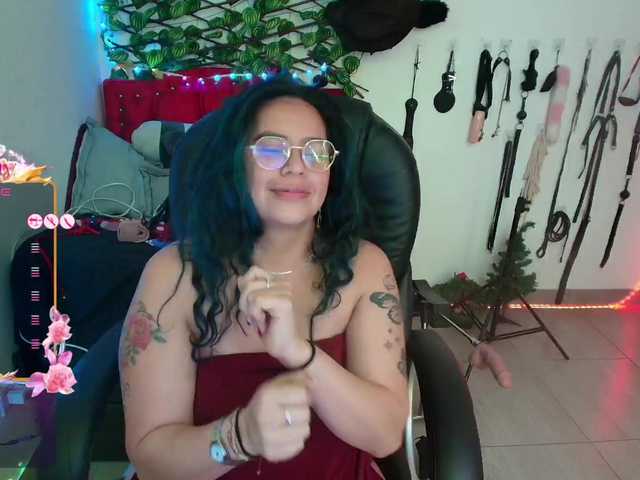 elektra-32's BongaCams show and profile