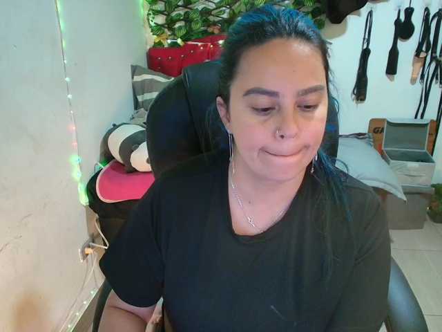 elektra-32 live cam preview