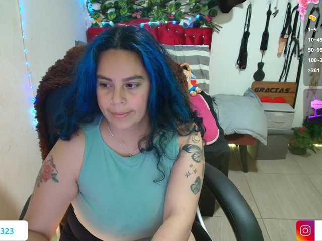 elektra-32 live cam on BongaCams