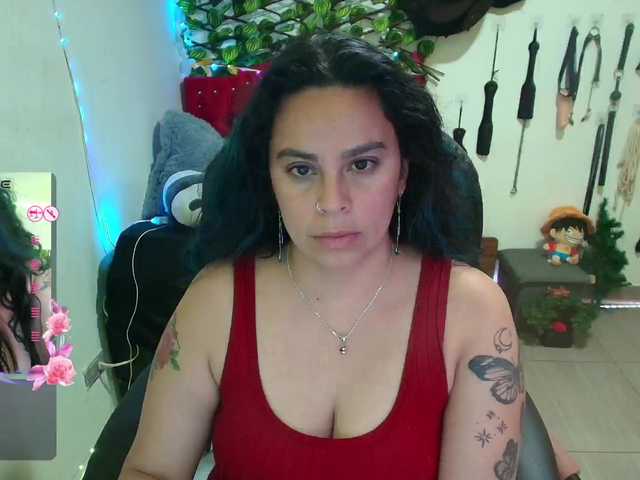 elektra-32 live cam on BongaCams