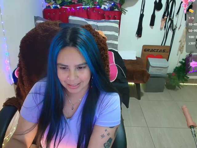 elektra-32 live cam on BongaCams