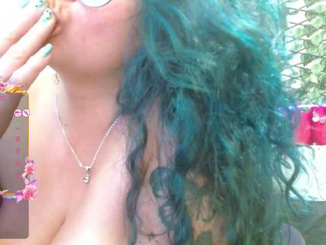 elektra-32 live cam on BongaCams