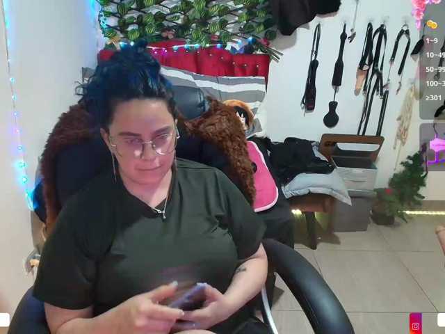 elektra-32 live cam on BongaCams