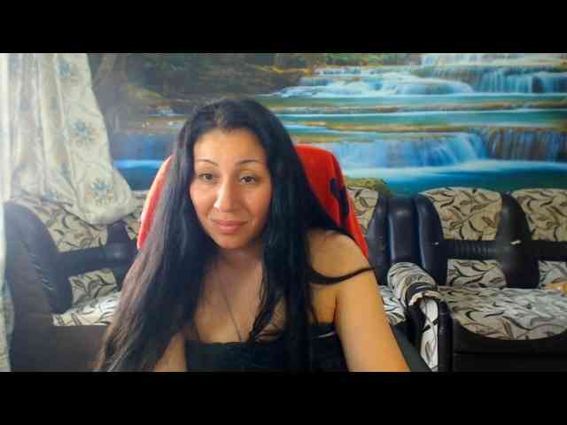moistmady's live room