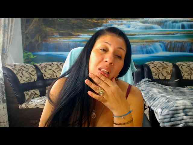 moistmady's live room