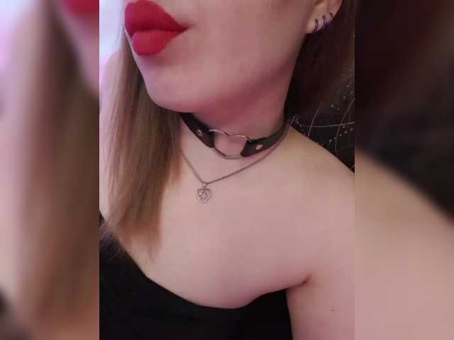 __EElaIzzza__ live webcam show