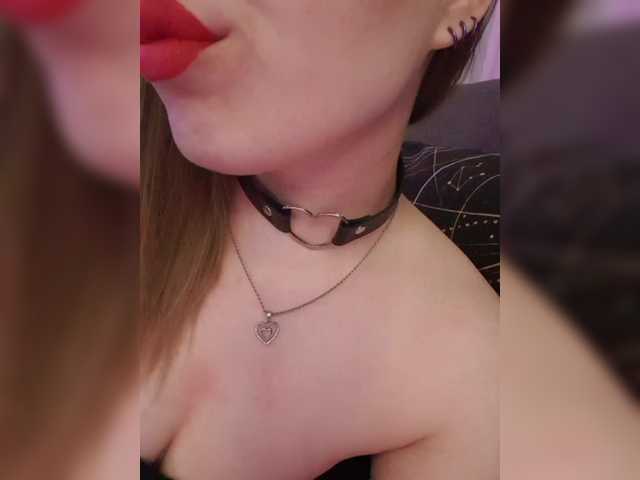 __EElaIzzza__ live webcam show